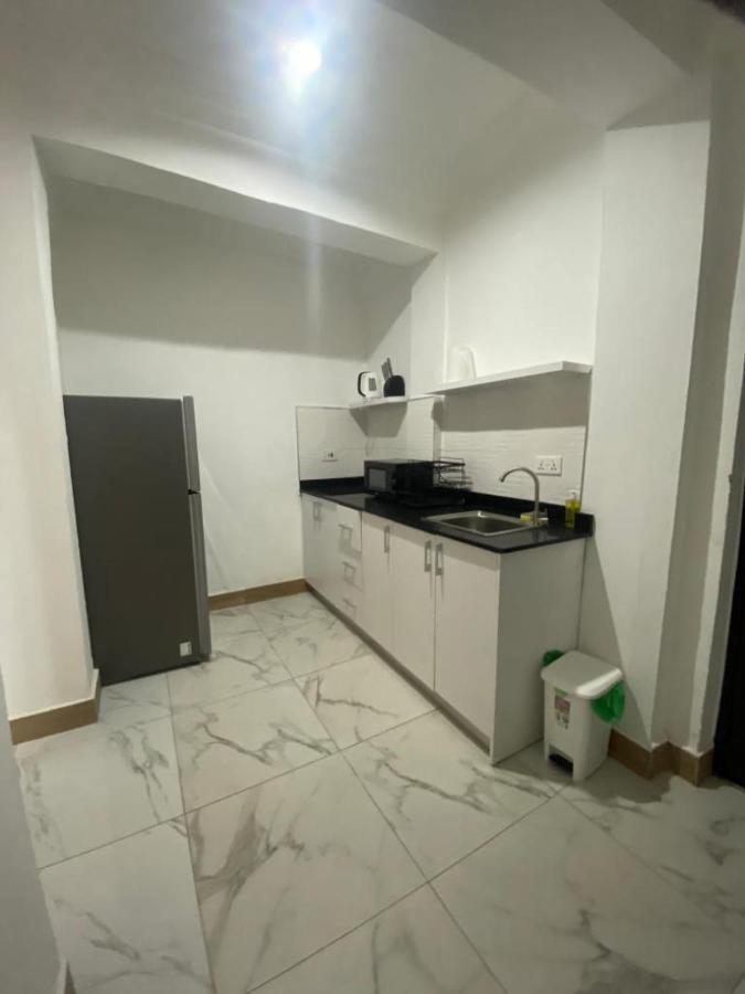 Milton Avenue Suites Accra Kültér fotó